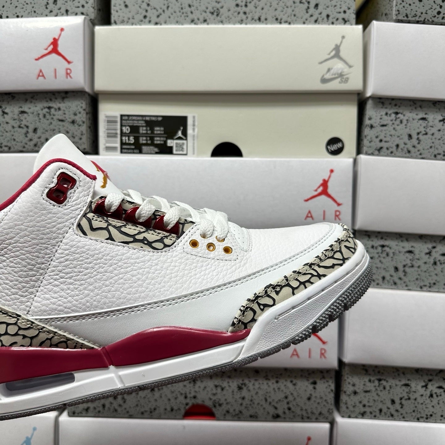 Jordan 3 Retro Cardinal Red