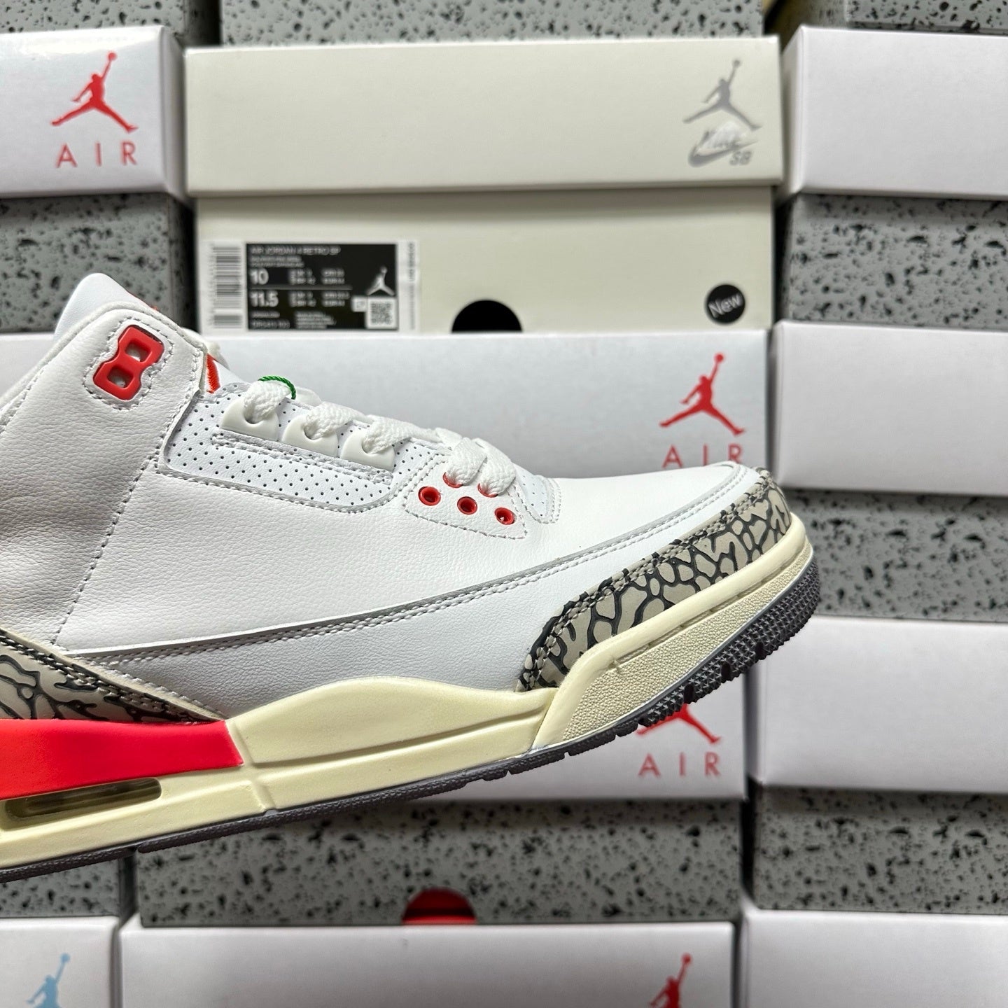 Jordan 3 Retro White Cement Reimaginadas