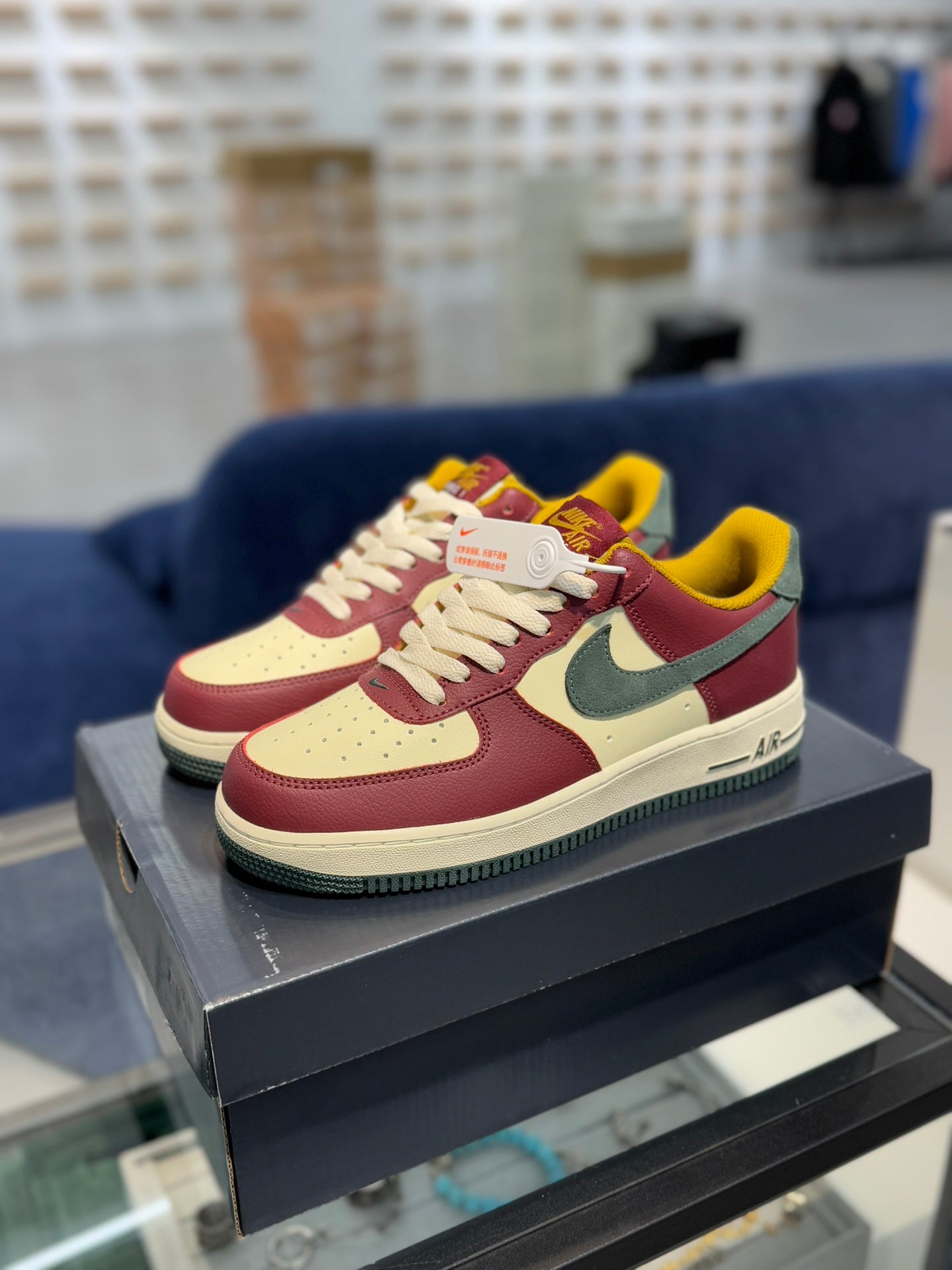 Nike Air Force 1 Low '07 LV8 Dark Team Red Vintage Green