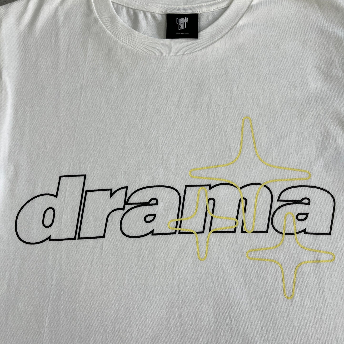 Drama Call Stars Tee White/Yellow