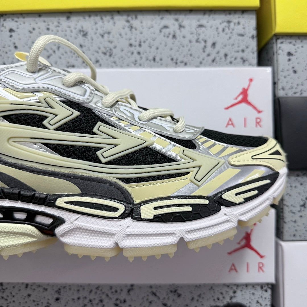 Off-White Be Right Back Black Cream White