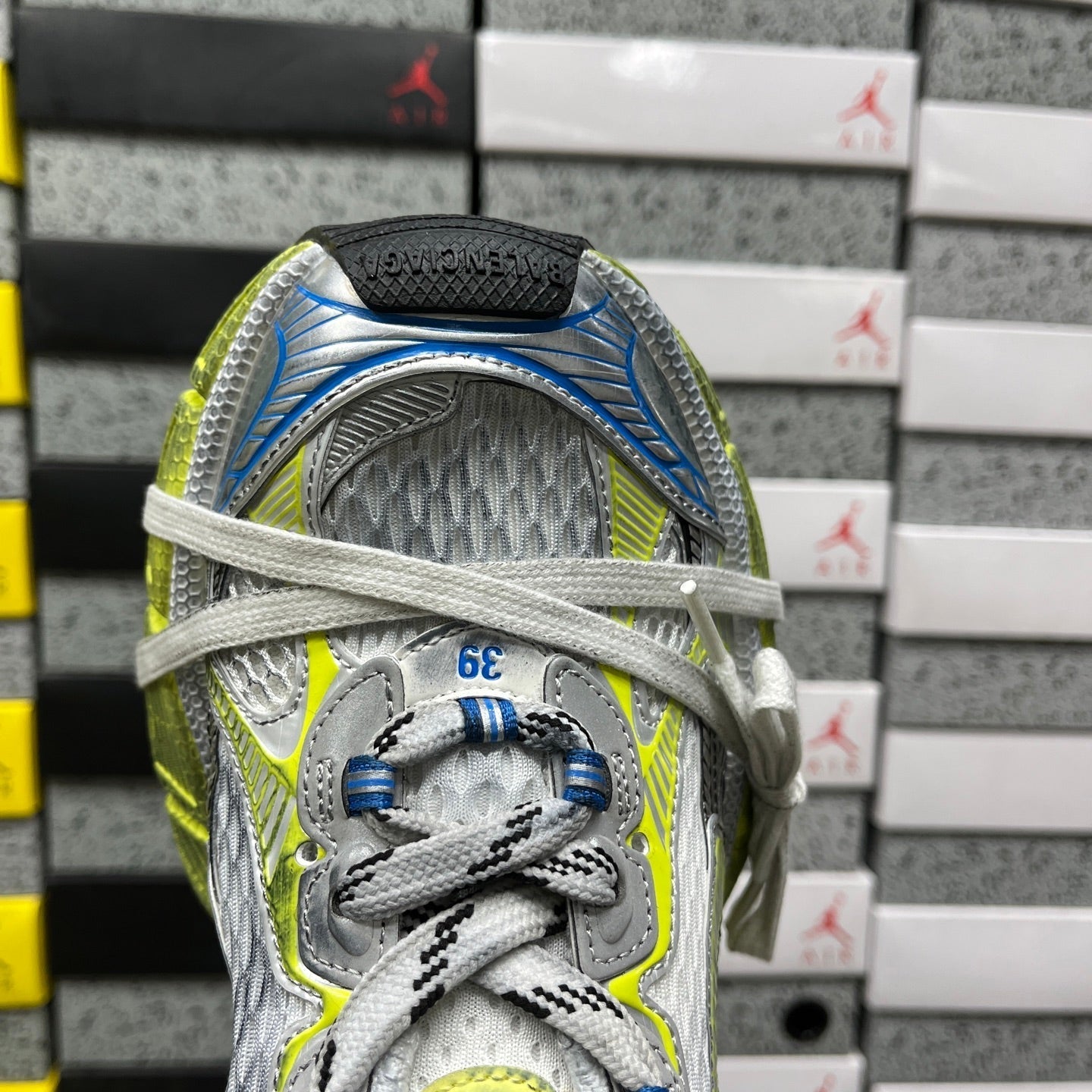 Balenciaga 3XL Grey Yellow Blue
