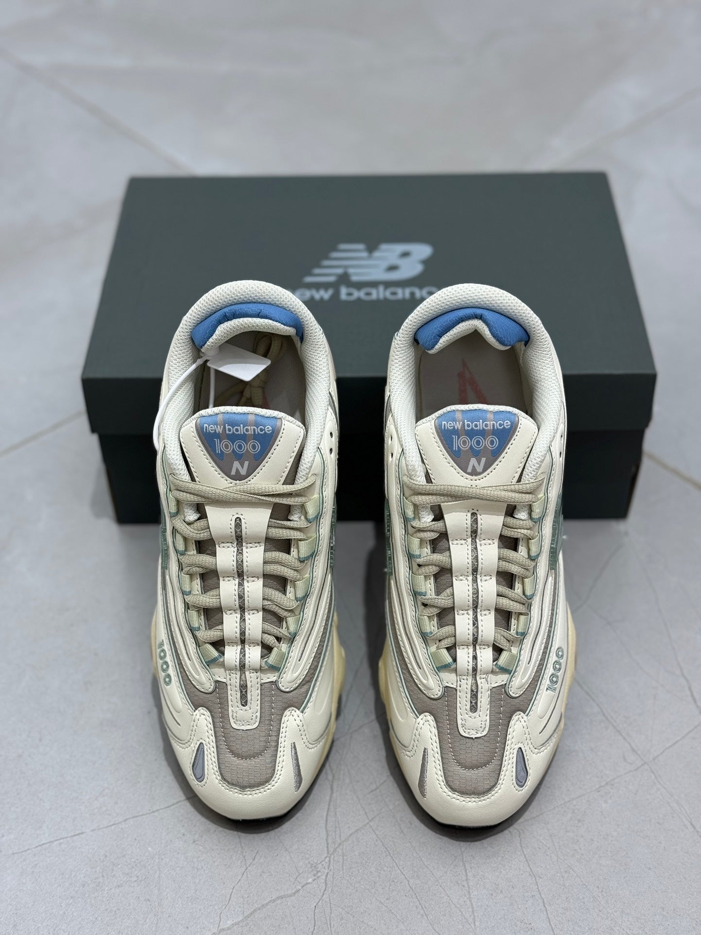 New Balance 1000 Angora Moonrock