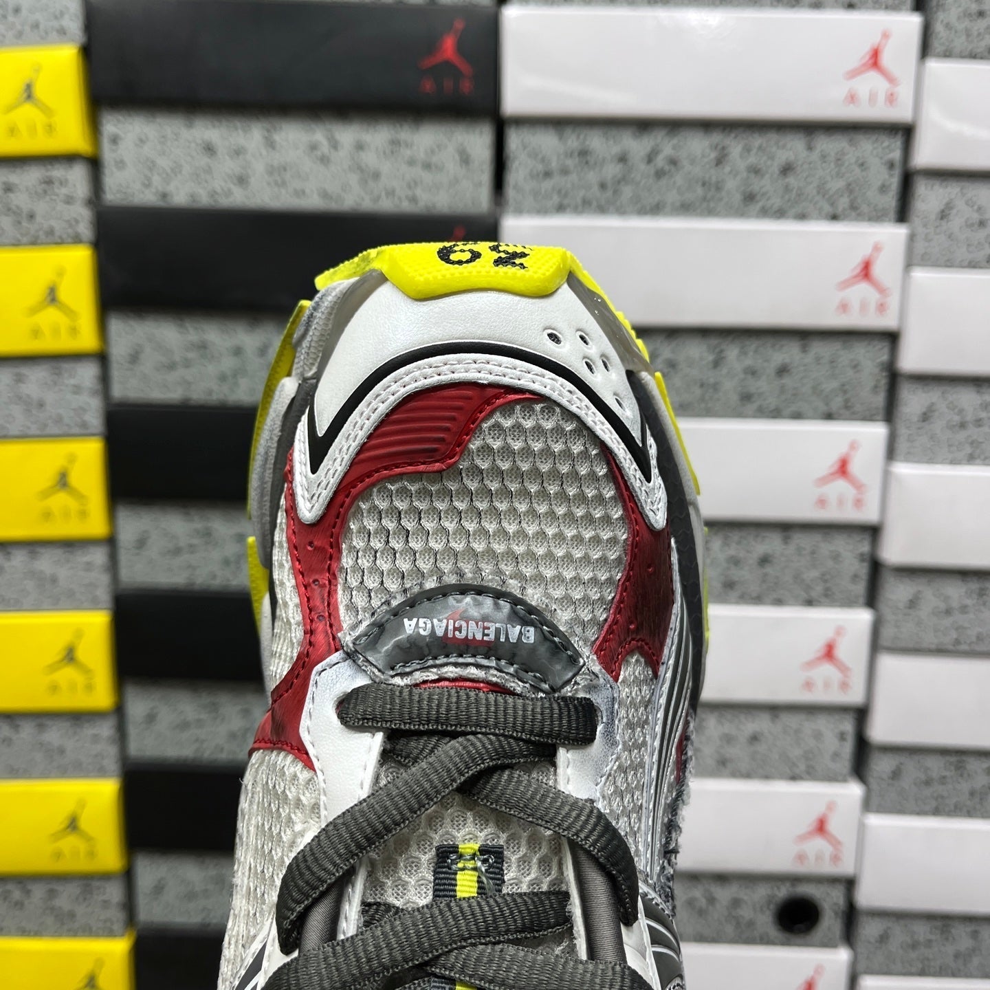 Balenciaga Runner 7.5 Grey White Fluo