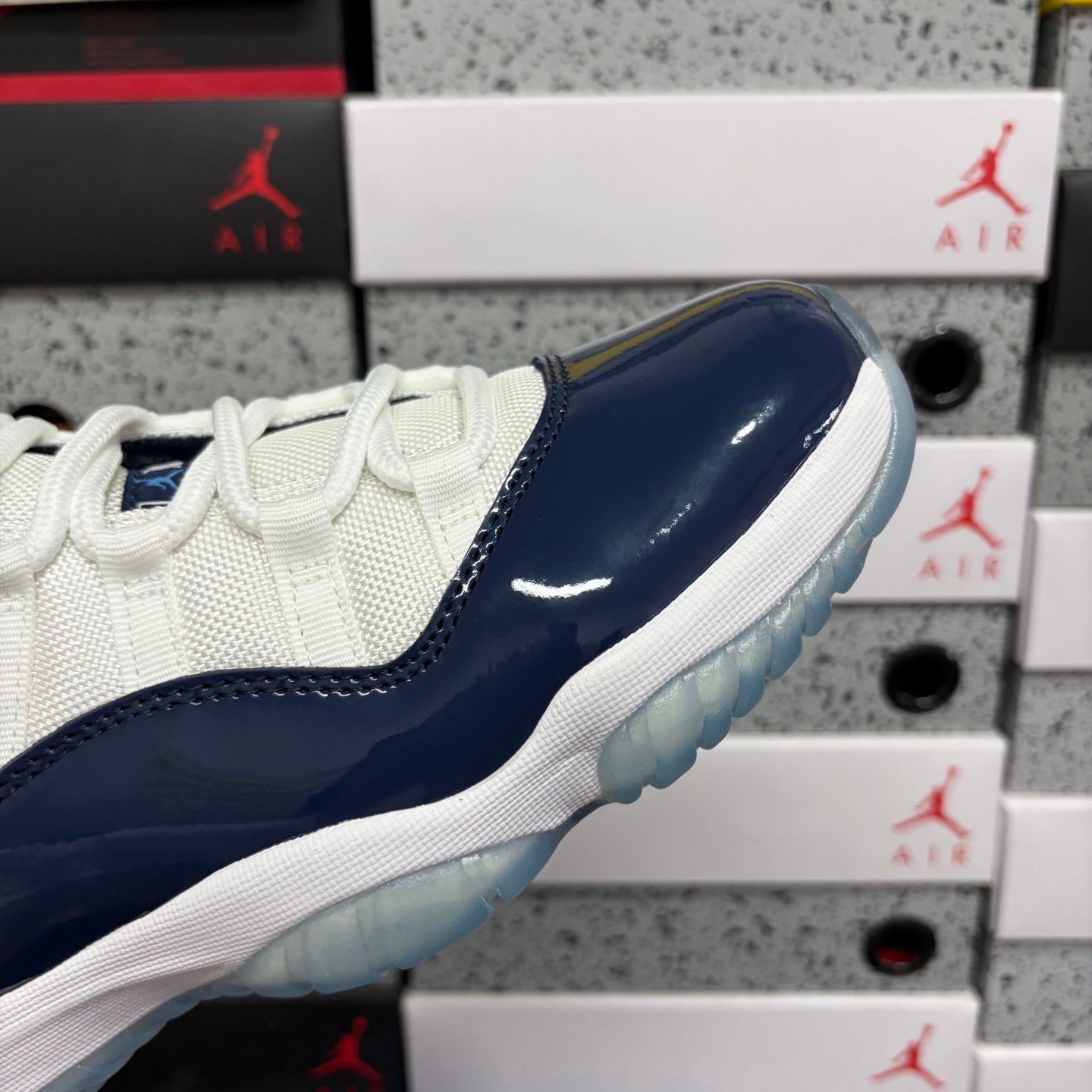 Jordan 11 Retro UNC Win Like 82