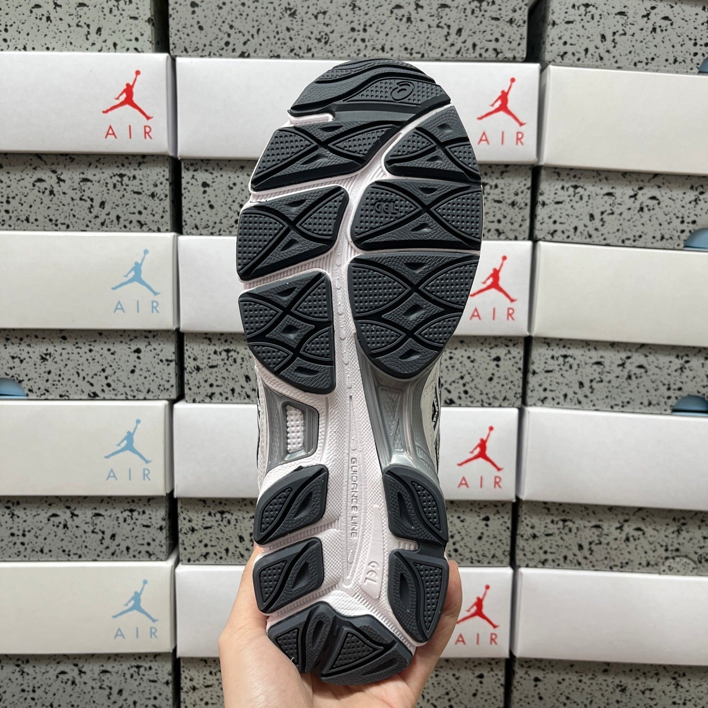 ASICS Gel-NYC White Carrier Grey