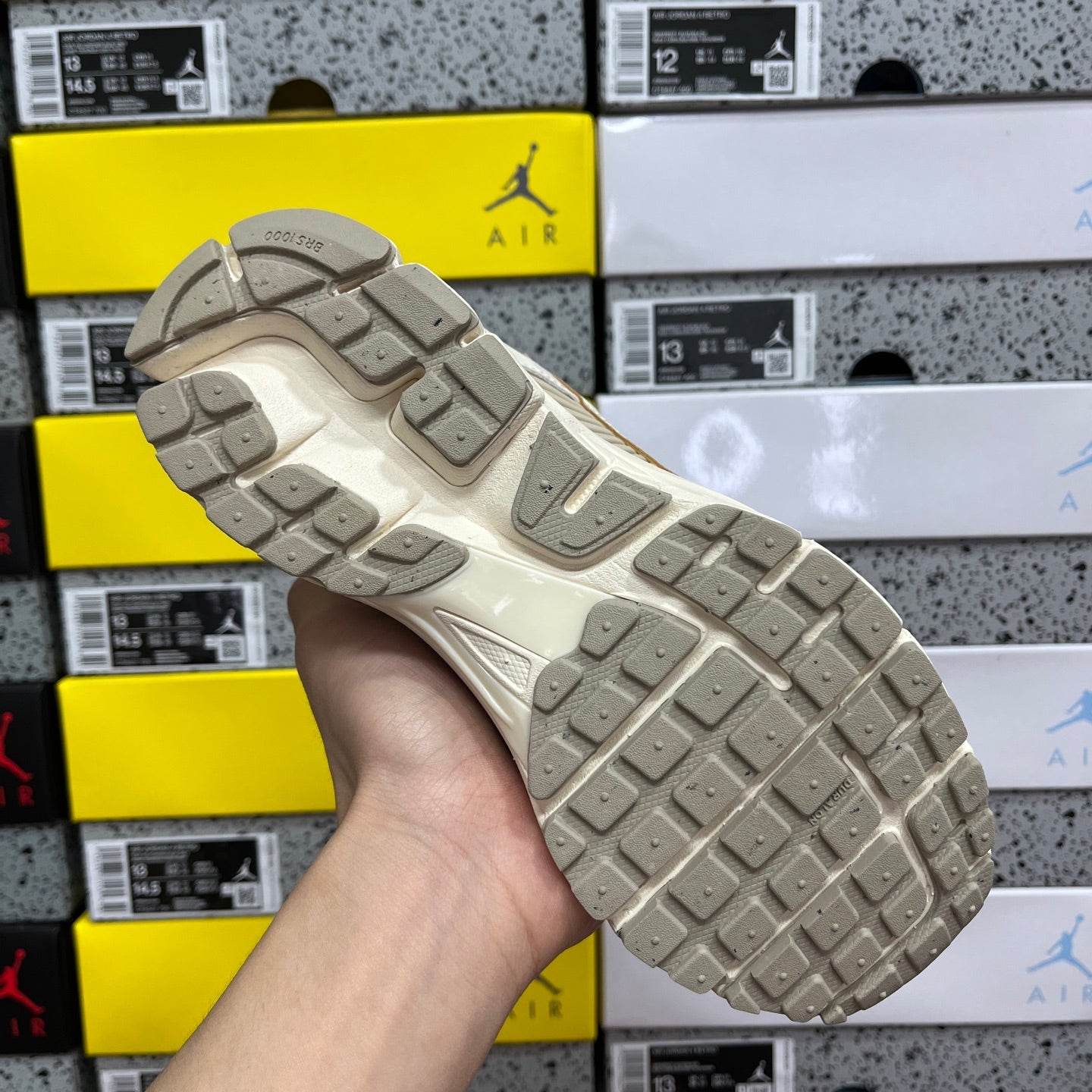 Nike Vomero 5 Pale Ivory Cream