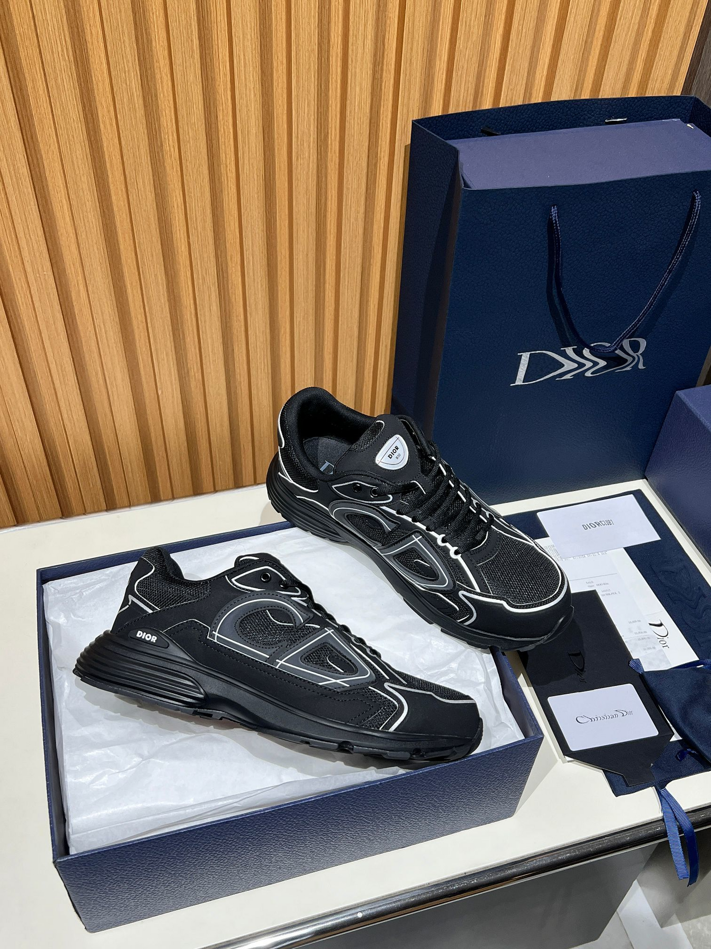 B30 Full Black