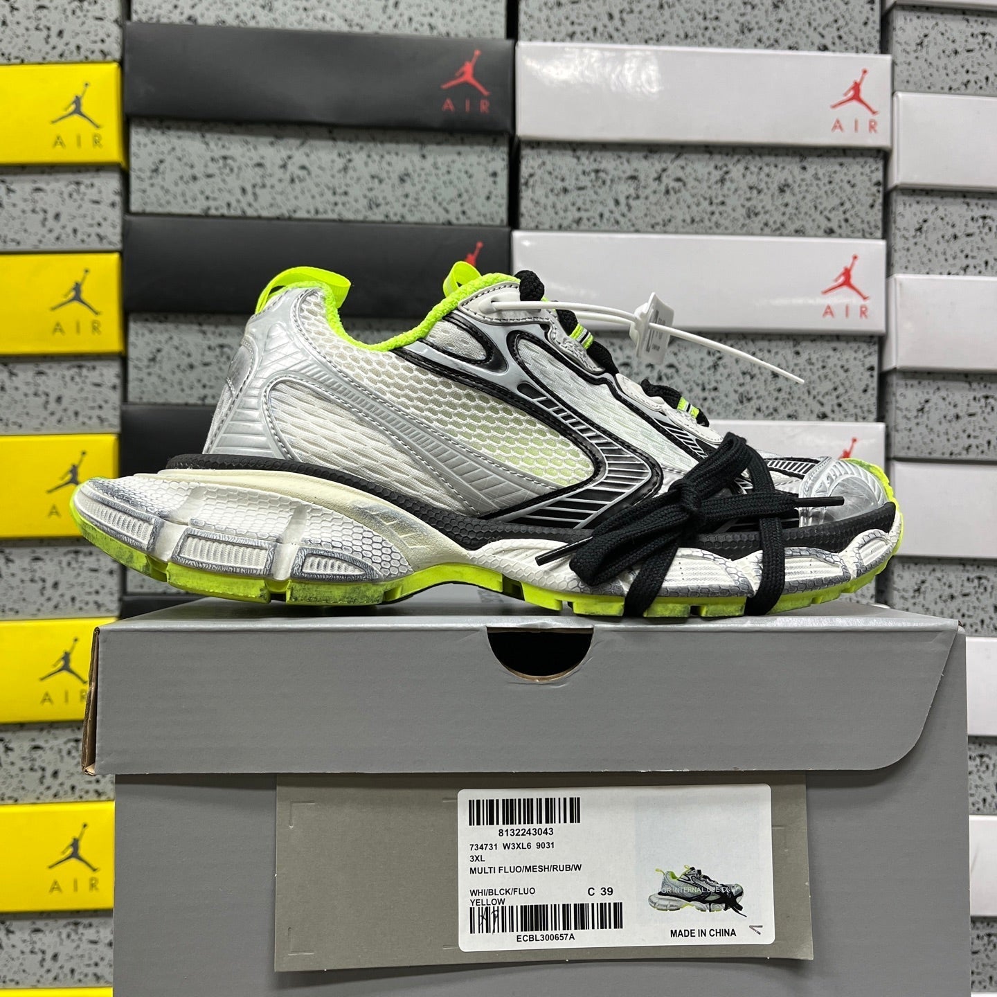 Balenciaga 3XL Fluo White Black