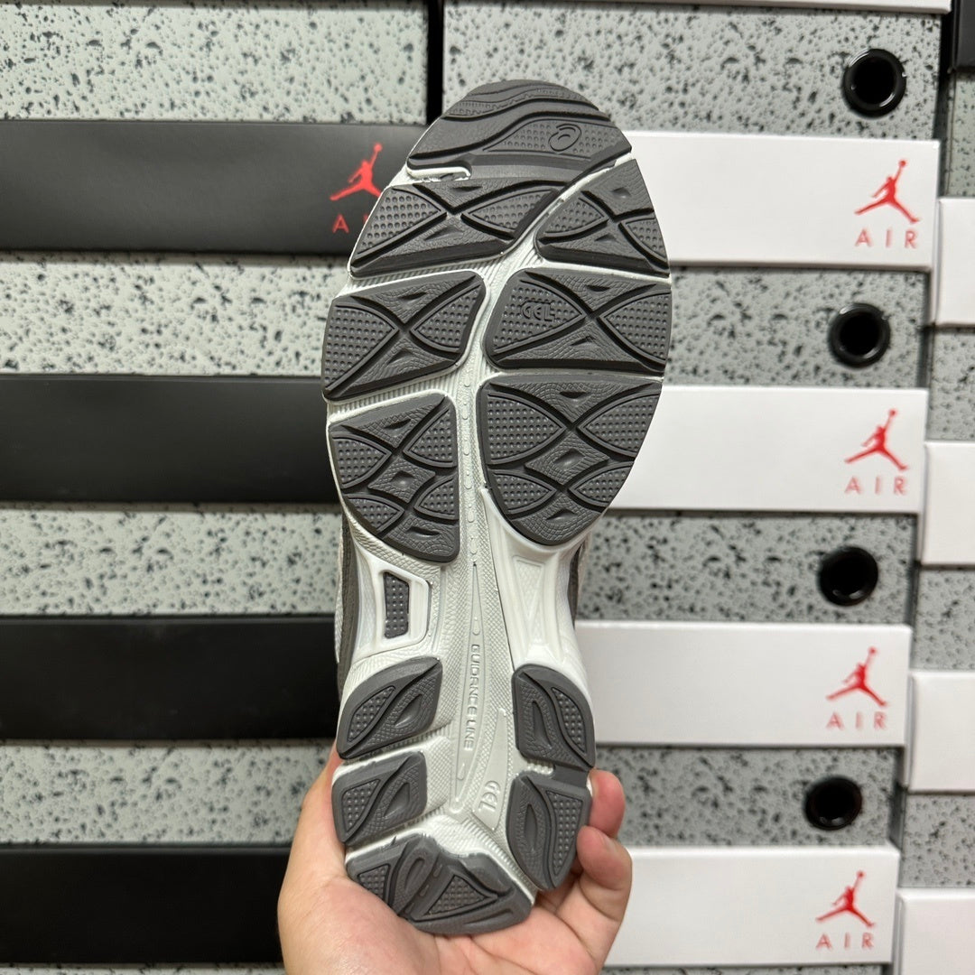 ASICS Gel-NYC Cloud Grey Cement