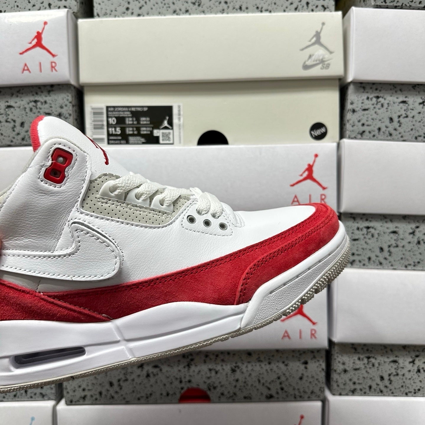 Jordan 3 Retro White Cement Reimaginadas