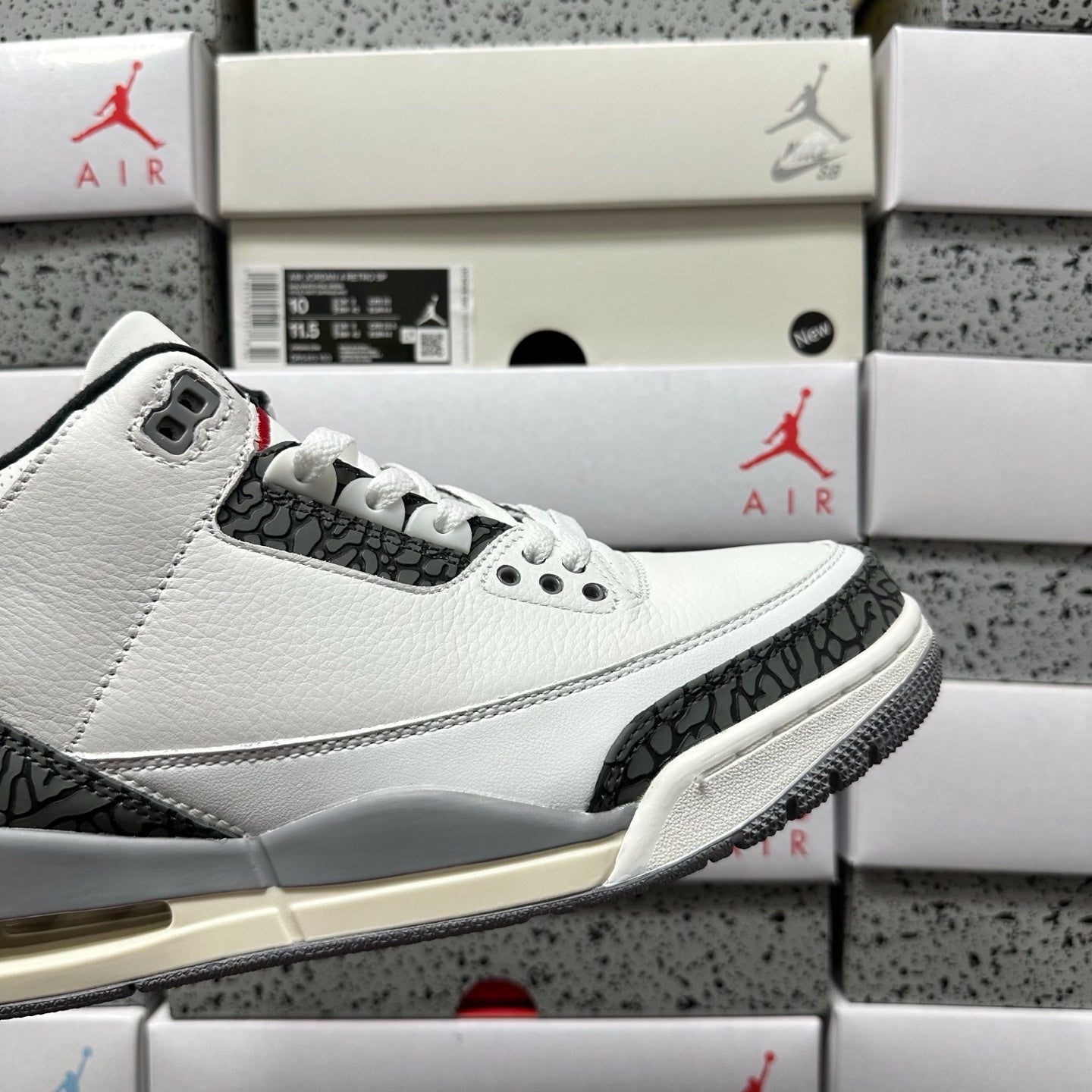 Jordan 3 Retro White Cement Reimaginadas