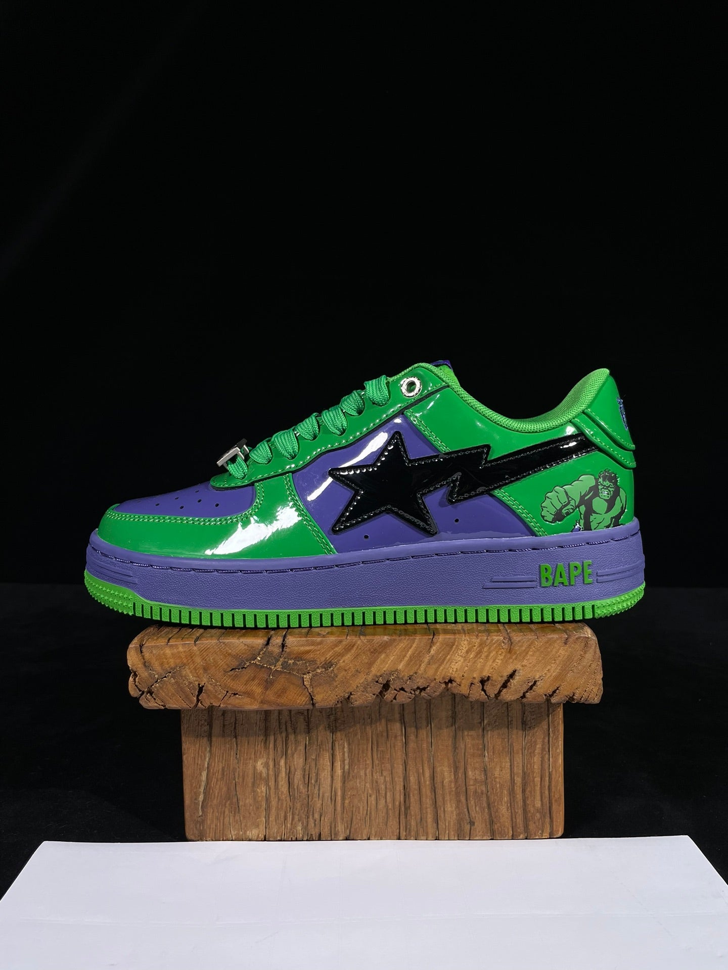 A Bathing Ape Bapesta Marvel Edition The Incredible Hulk