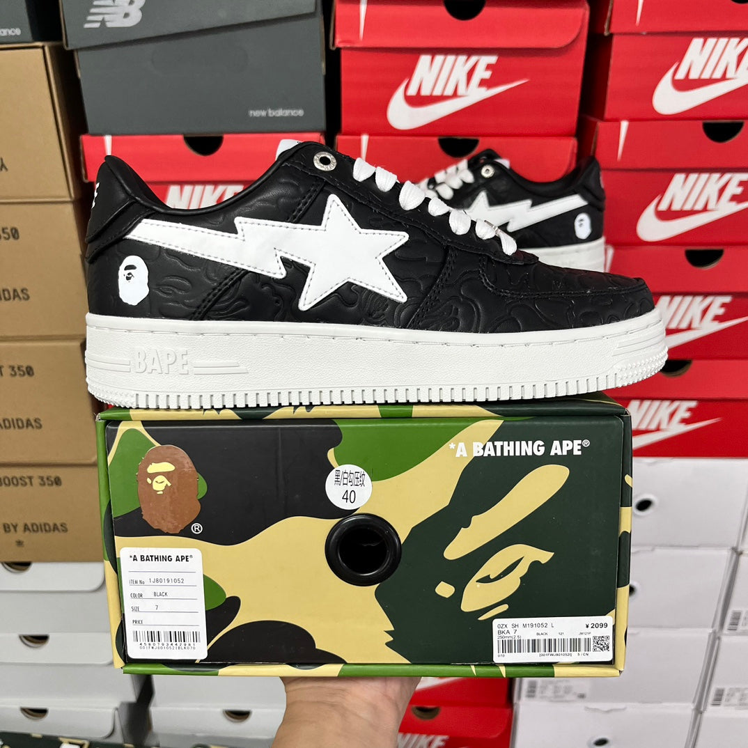 A Bathing Ape Bapesta Motif Black/White