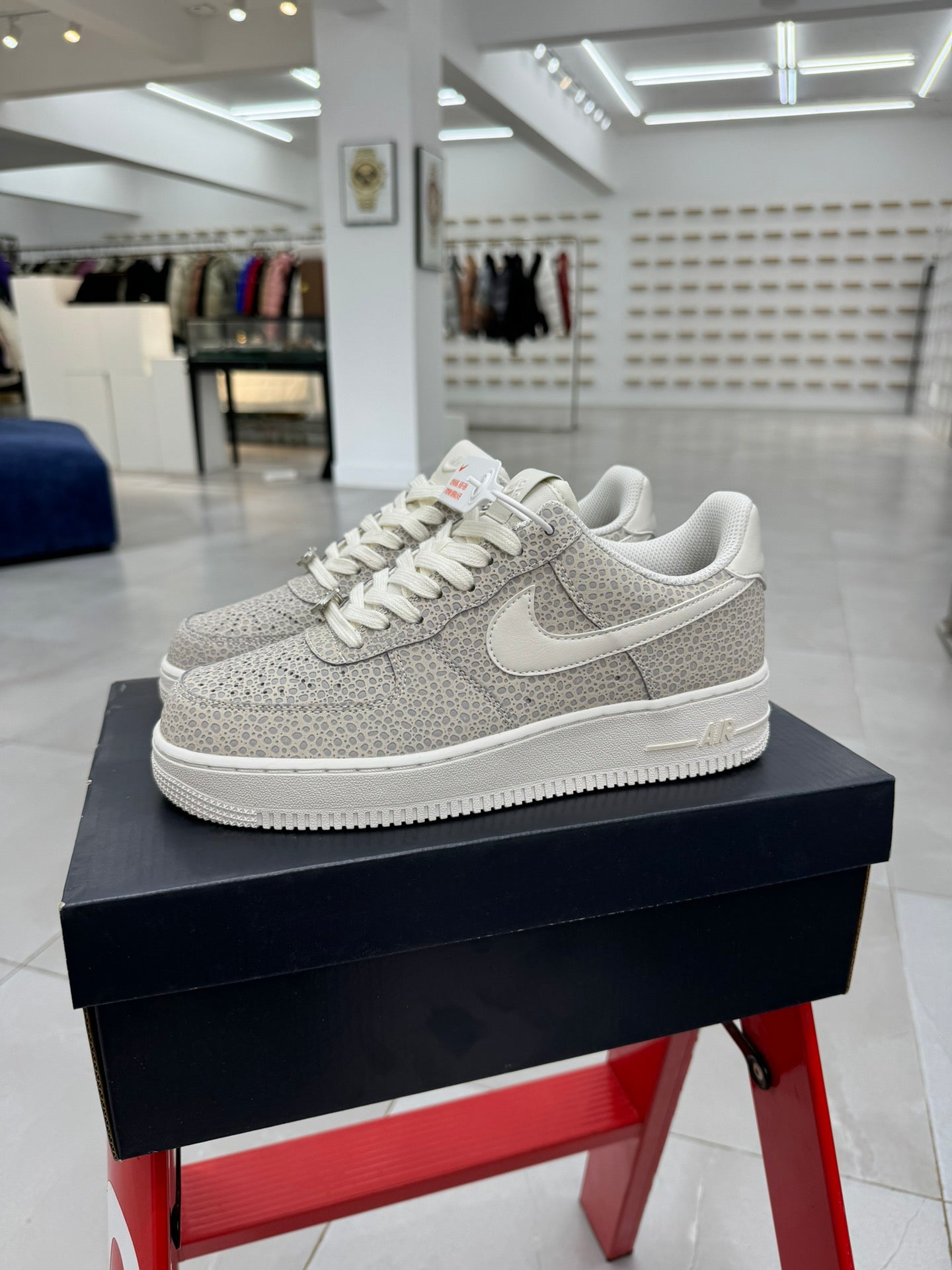 Nike Air Force 1 Low PRM Safari Photon Dust