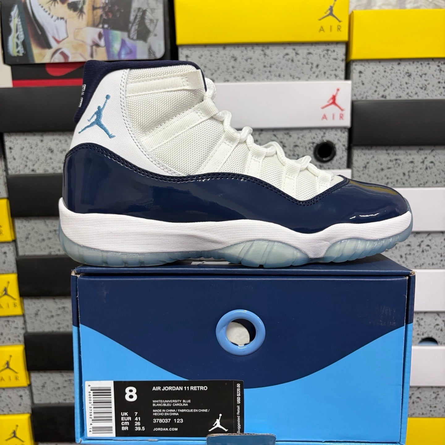 Jordan 11 Retro UNC Win Like 82