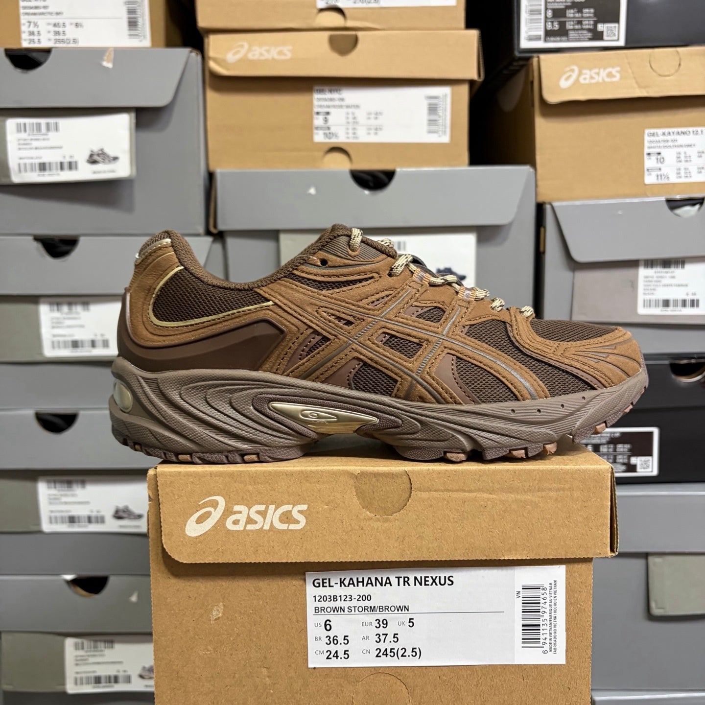 Asics Gel-Kahana TR Nexus Brown Storm