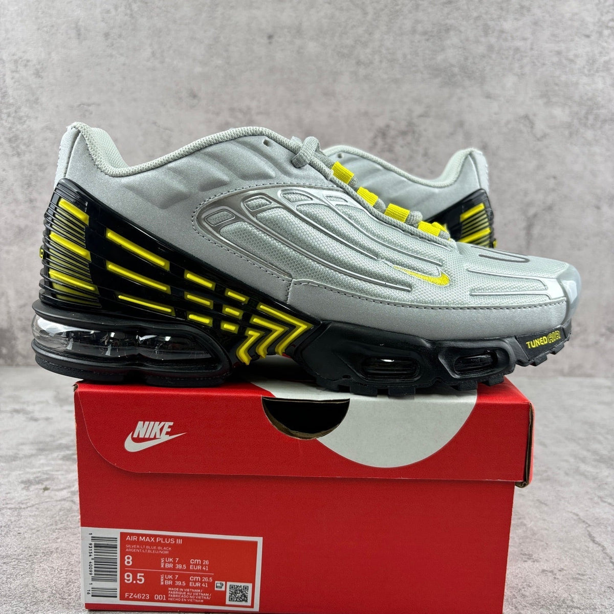 Nike Air Max Plus 3 Silver Volt
