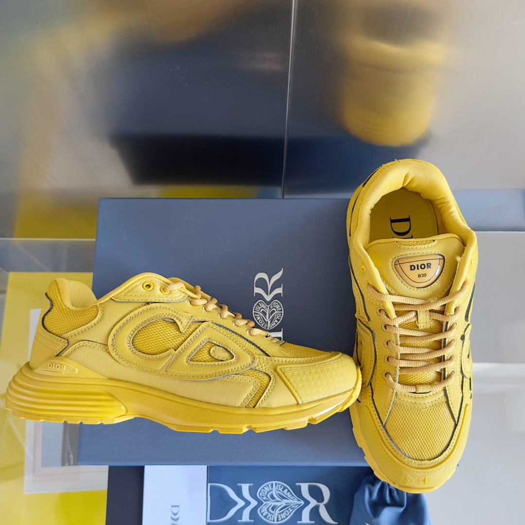 B30 x Stone Island Yellow