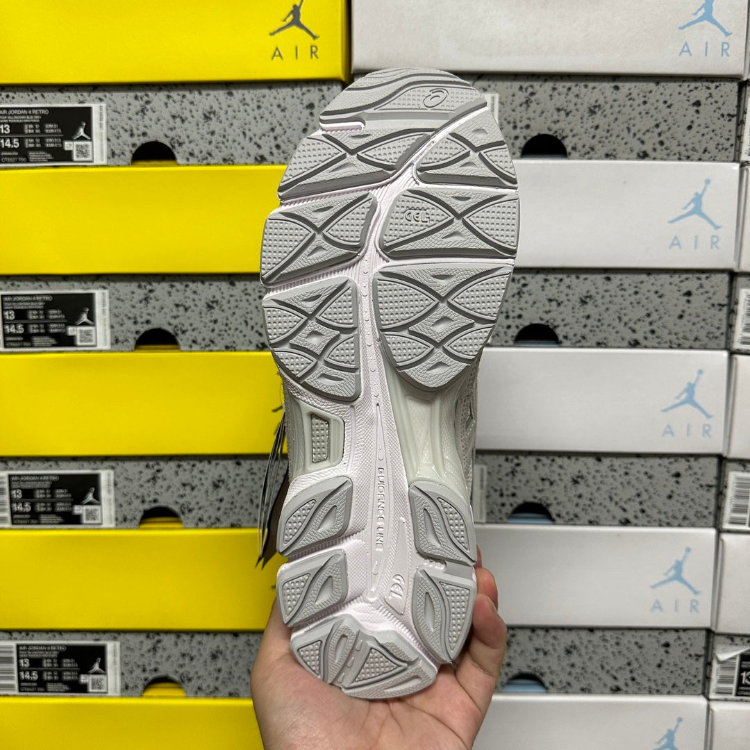 ASICS Gel-NYC Cream Cloud Grey