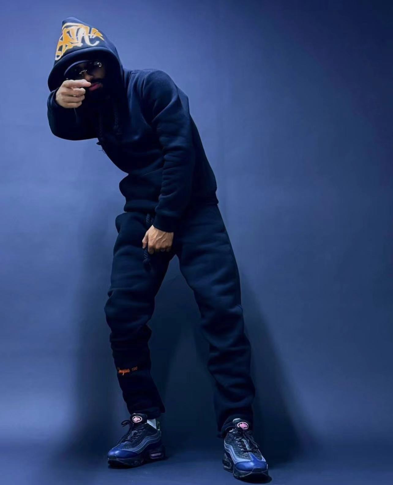 Syna World Tracksuit Black/Orange