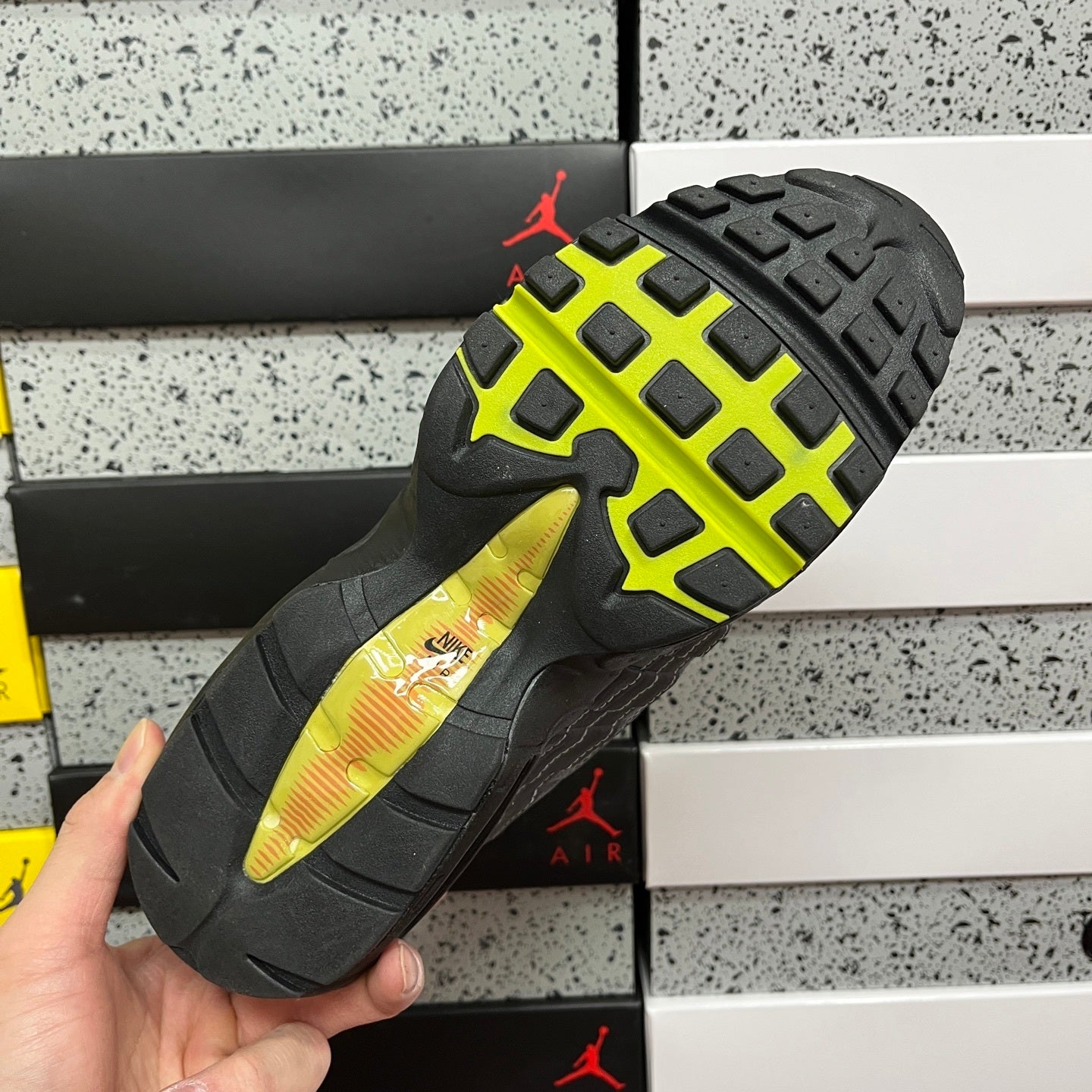 Nike Air Max 95 Anthracite Safety Orange