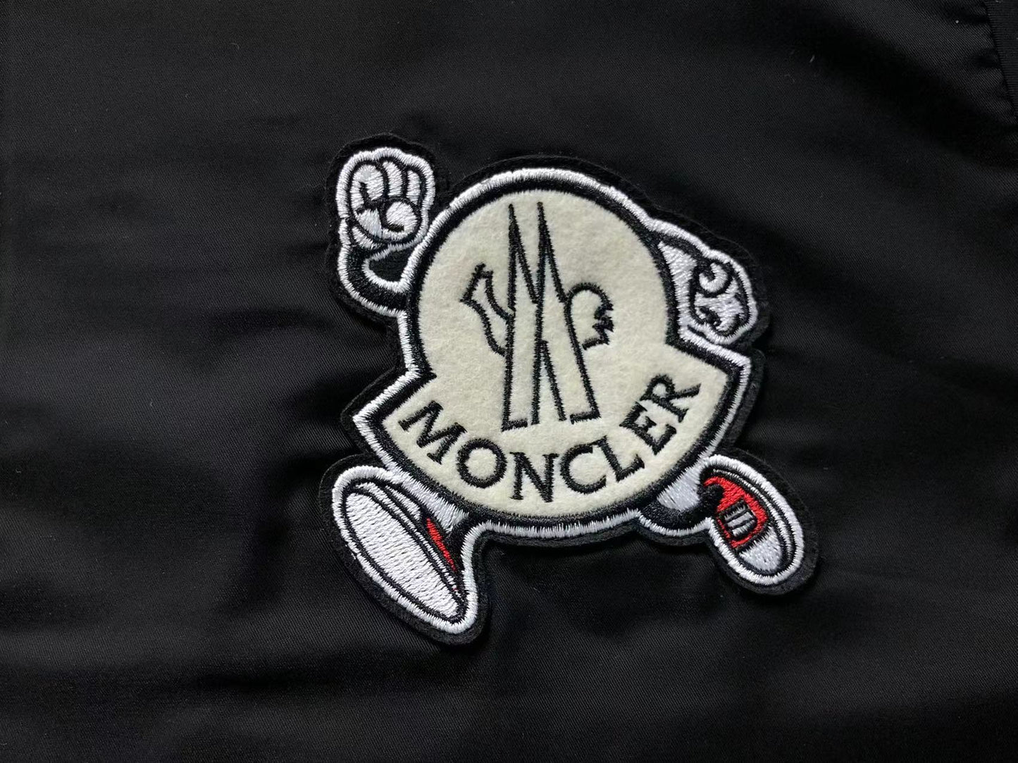 Moncler Guiers Windbreaker Black