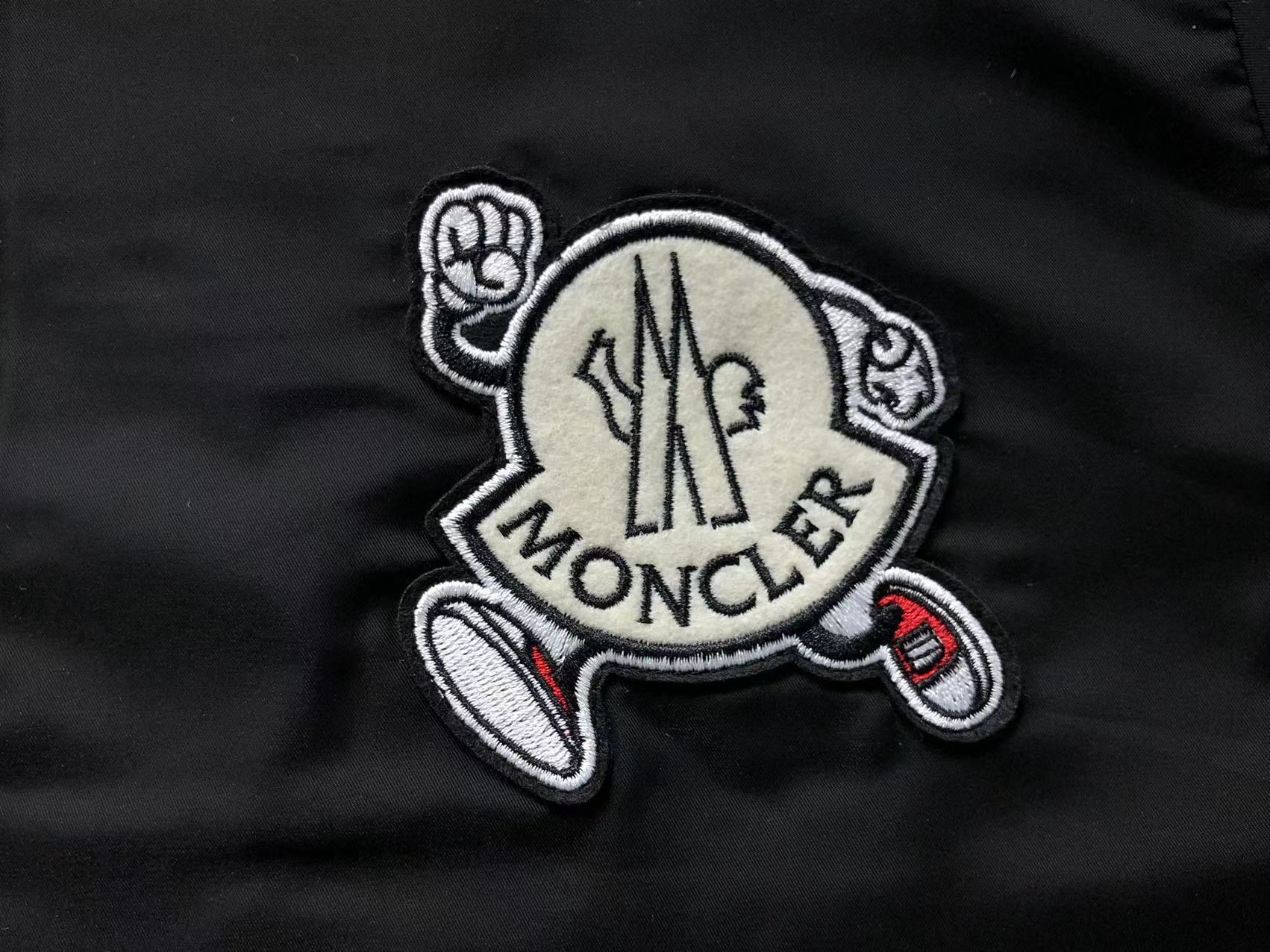 Moncler Guiers Windbreaker Black