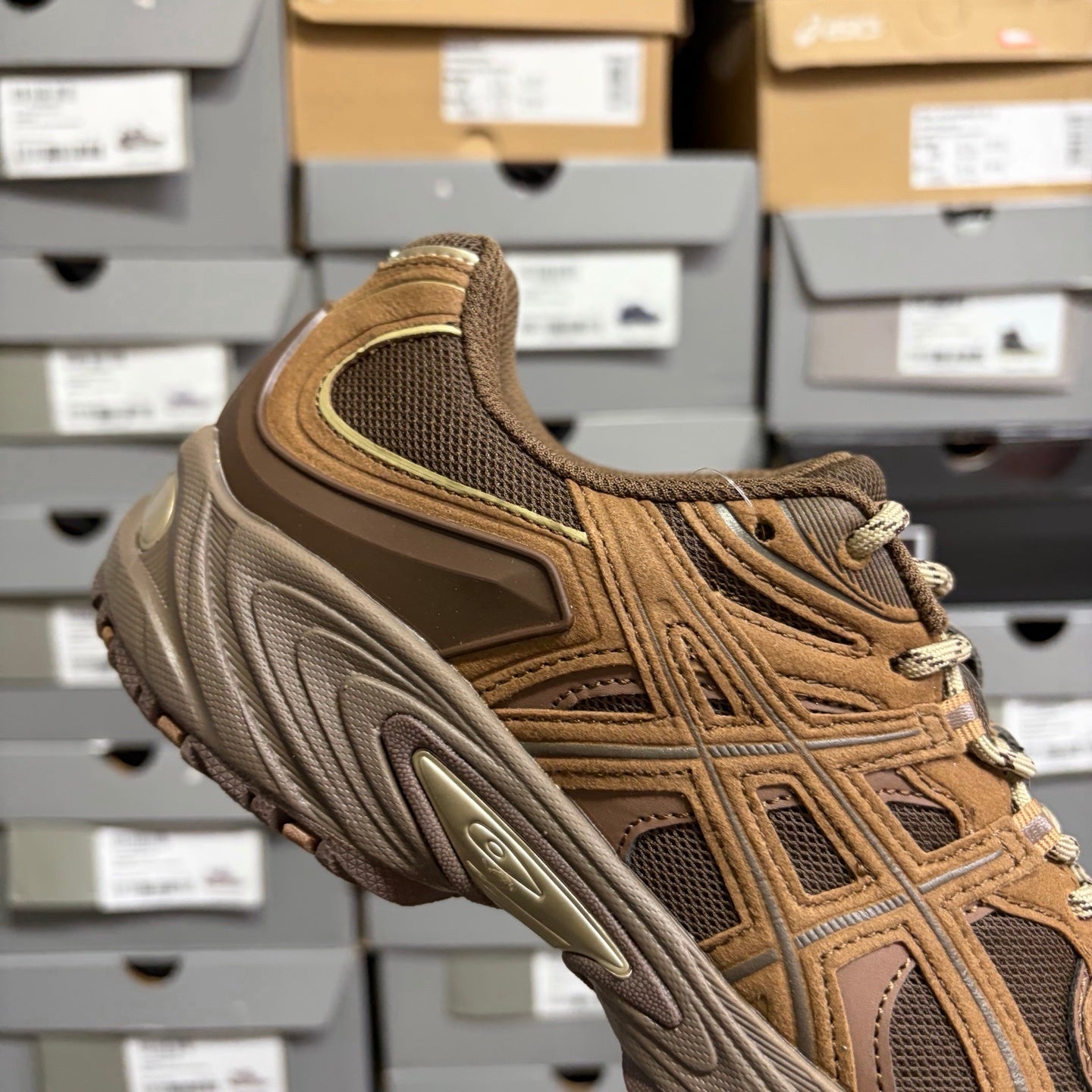 Asics Gel-Kahana TR Nexus Brown Storm