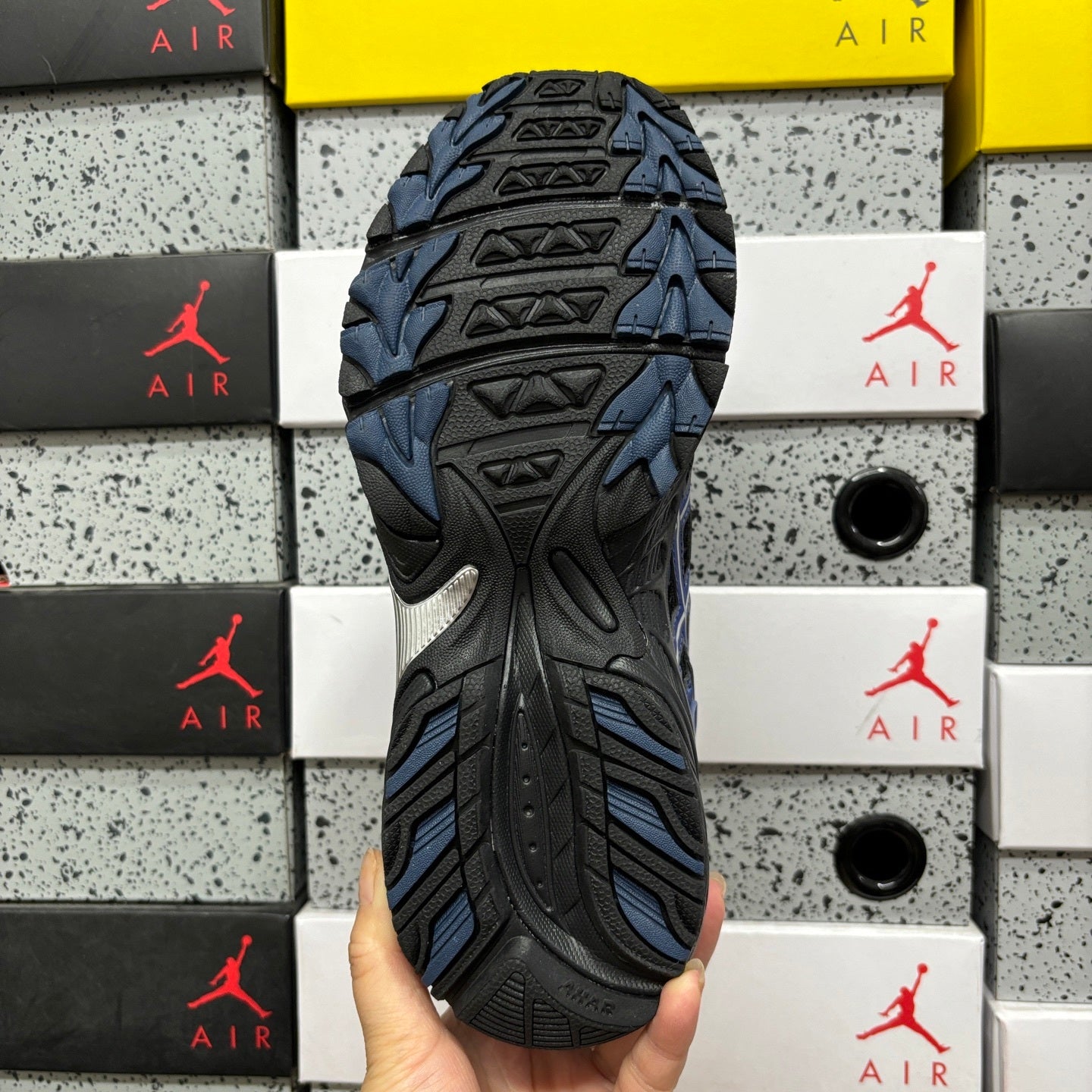 Asics Gel-Kahana TR Nexus Black Grand Shark