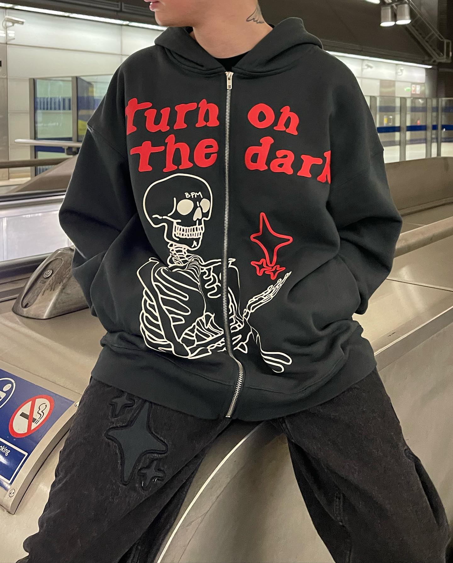 Broken Planet Turn On The Dark Zip Hoodie Black/Red