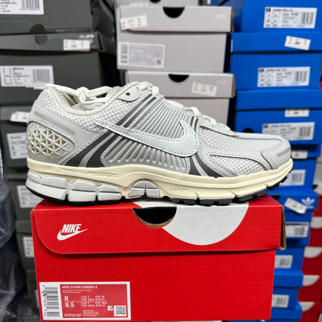 Nike Vomero 5 Platinum Cloud Grey