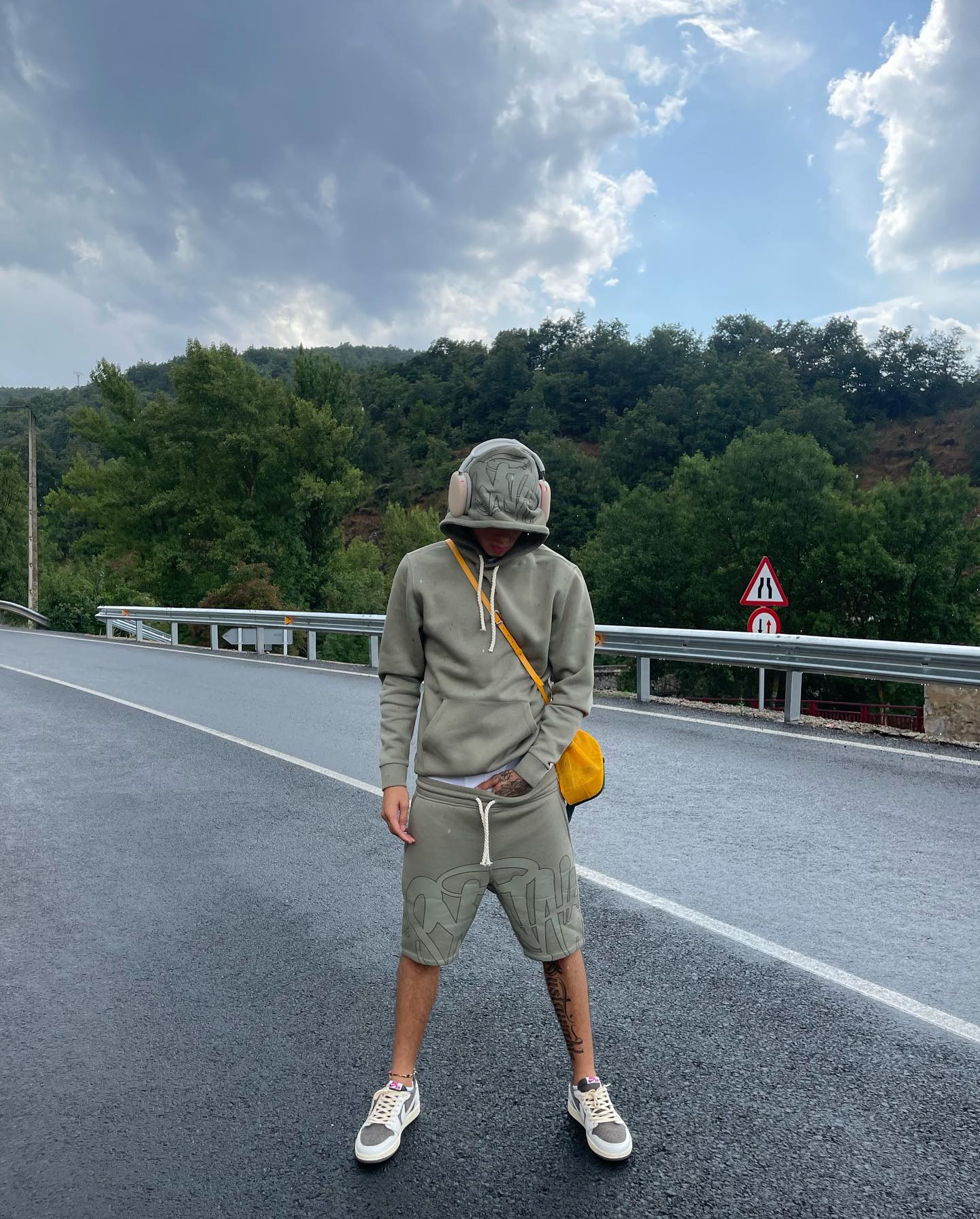 Syna World Short Set Sage/Khaki