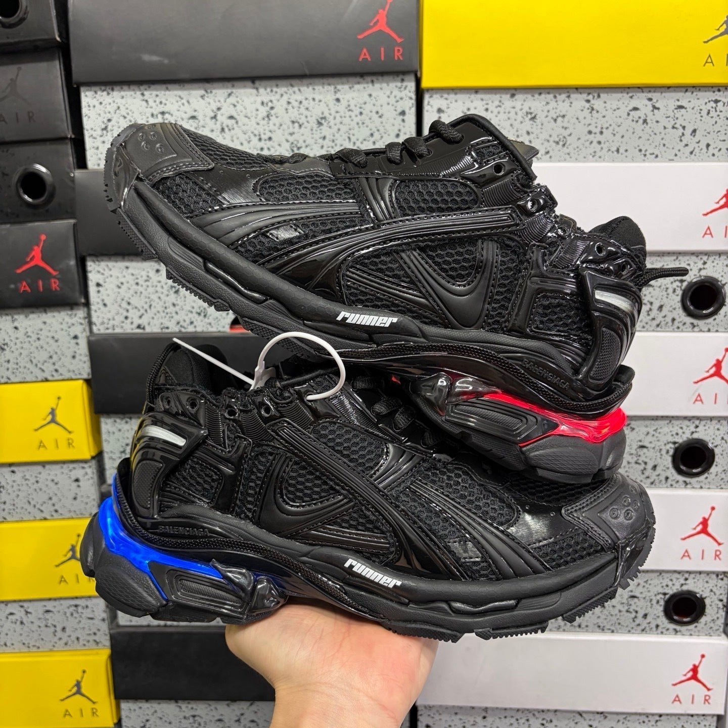 Balenciaga Runner Led 7.5 Full Black