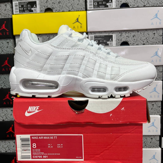 Nike Air Max 95 Essential Triple All White