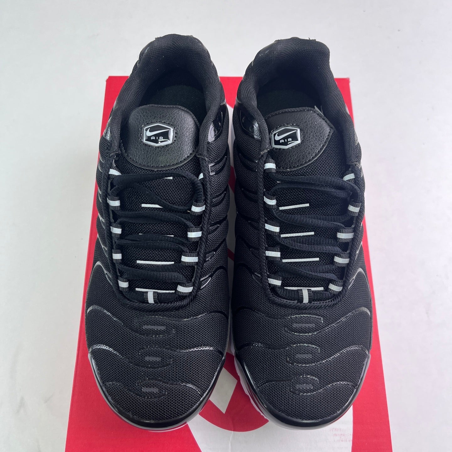 Nike Air Max Plus TN Black Face White