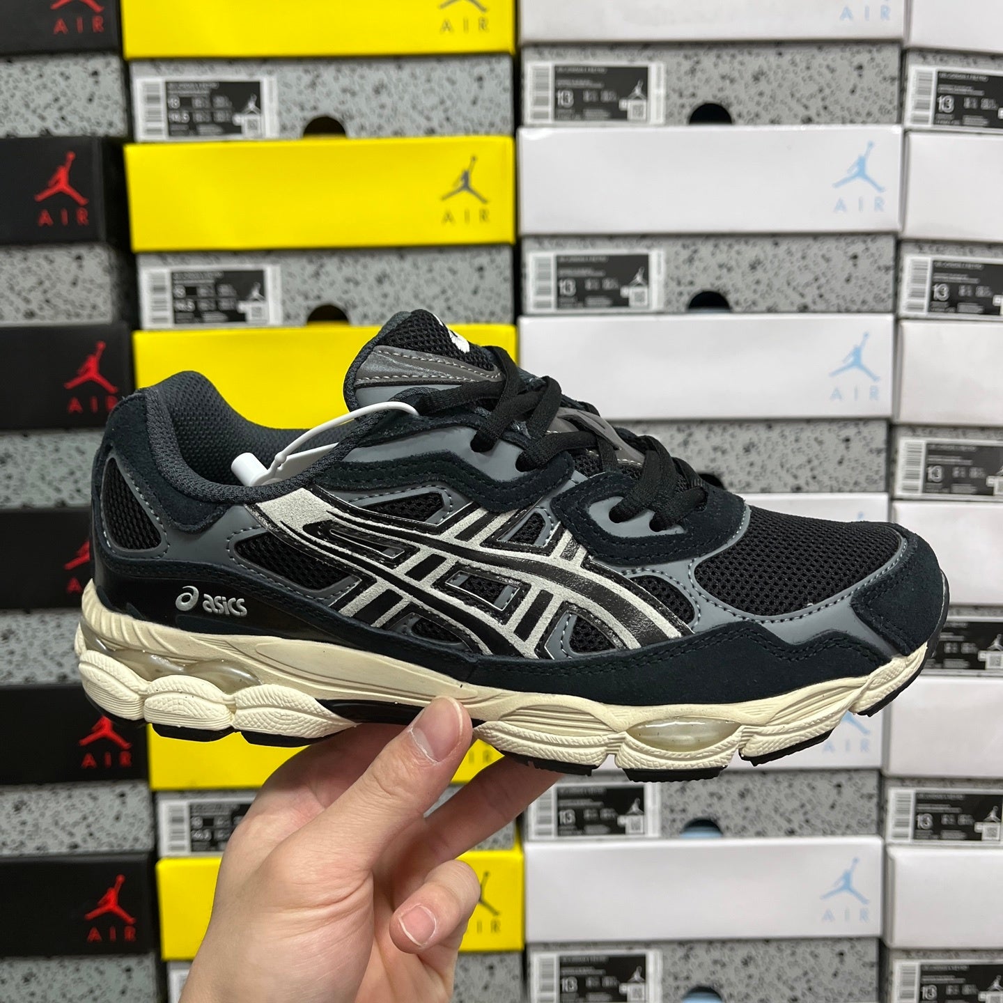 ASICS Gel-NYC Black Cream