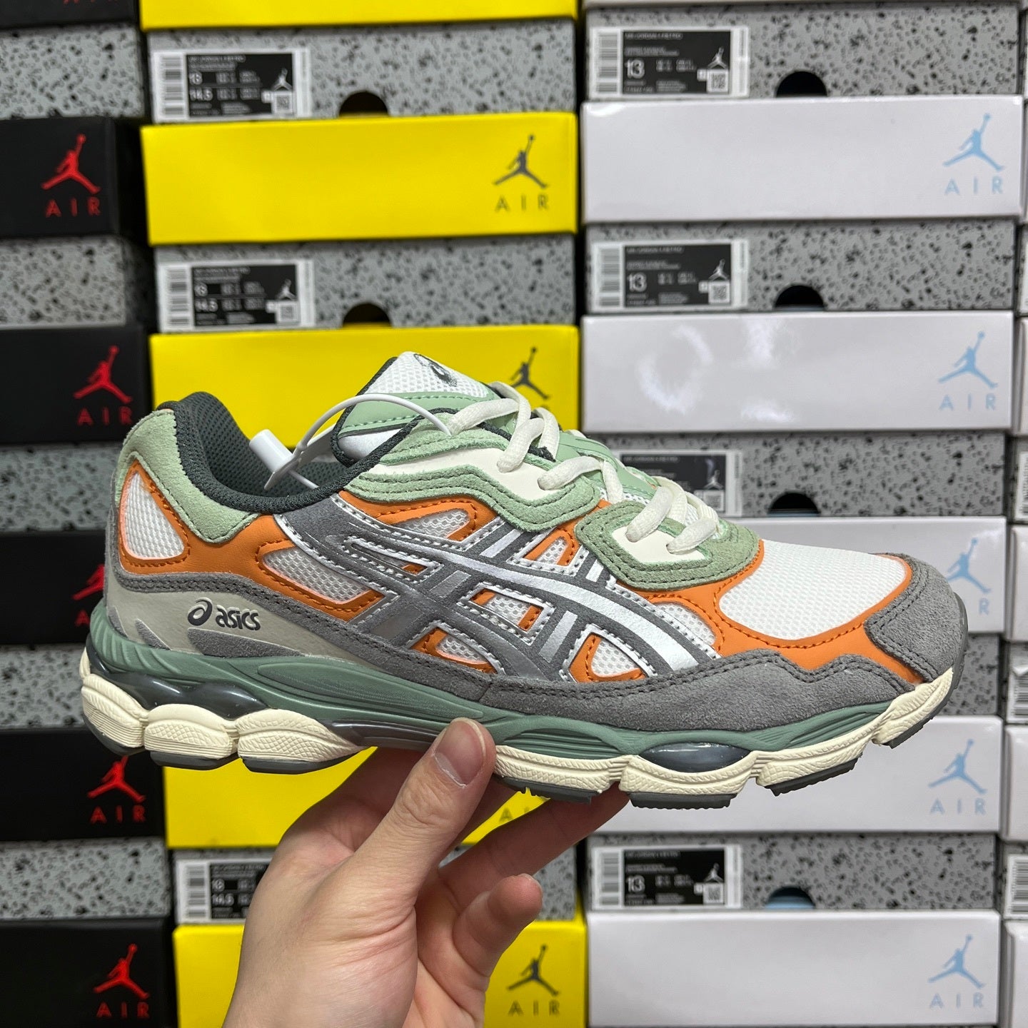 ASICS Gel-NYC Cream Clay Grey