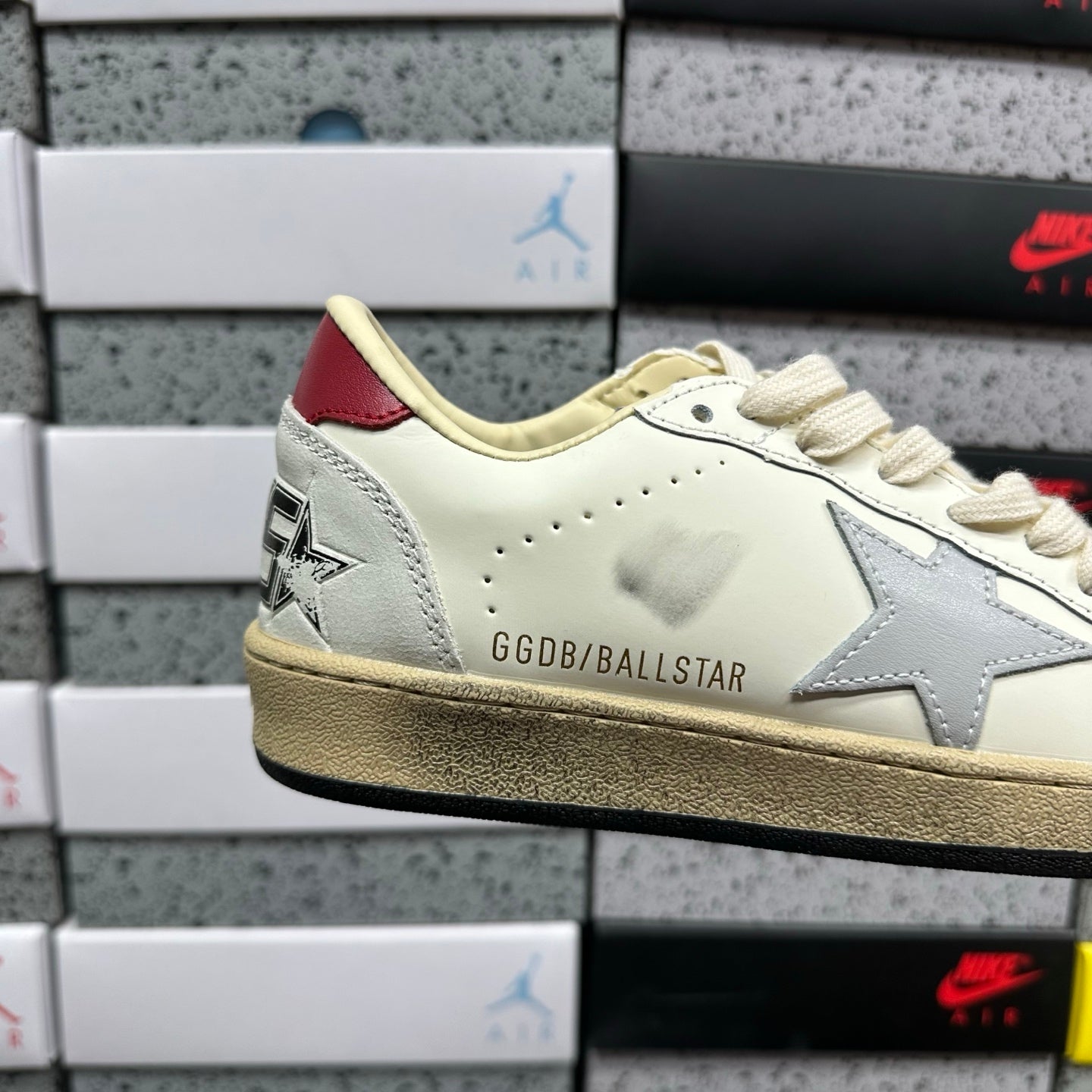 Golden Goose Ball Star Ivory Cream Red