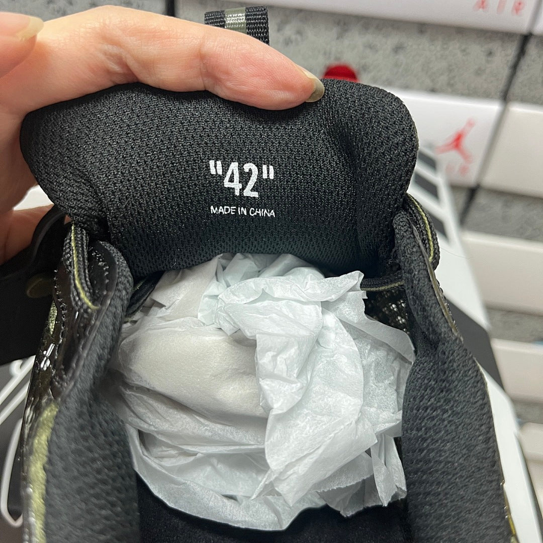 Off-White Be Right Back Black Green
