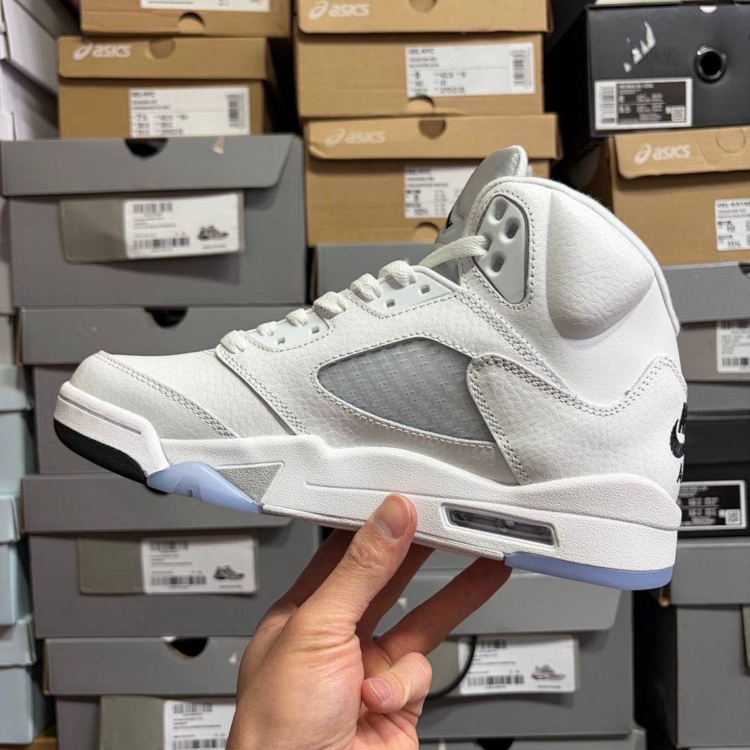 Jordan 5 Retro OG White Metallic