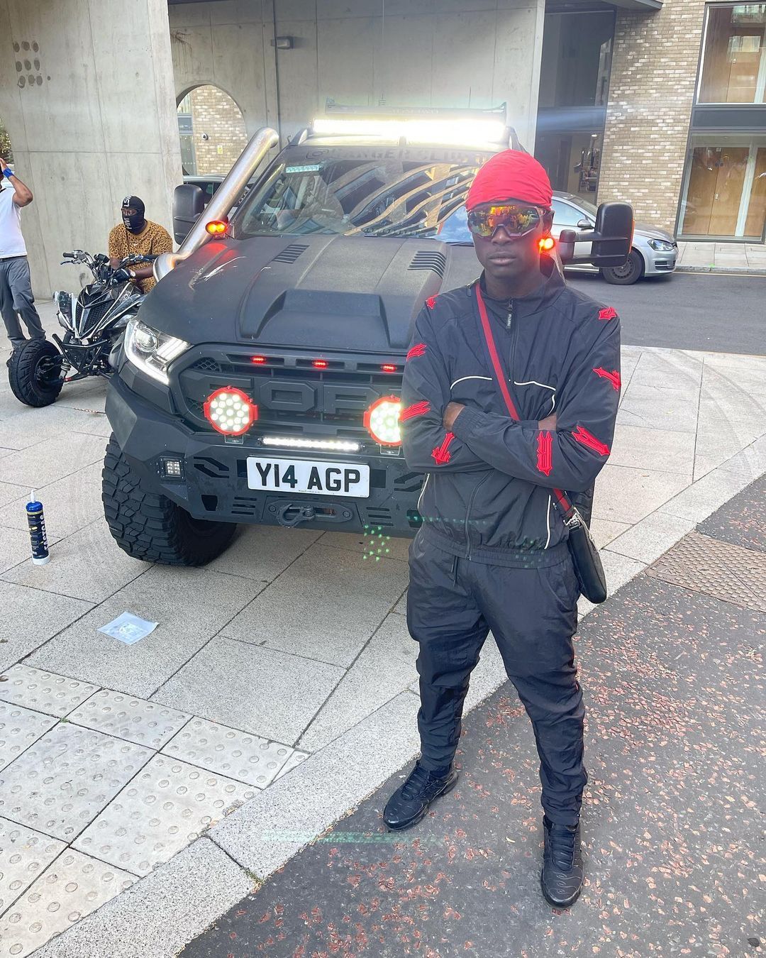 Trapstar Irongate T Shell Suit 2.0 Black/Red