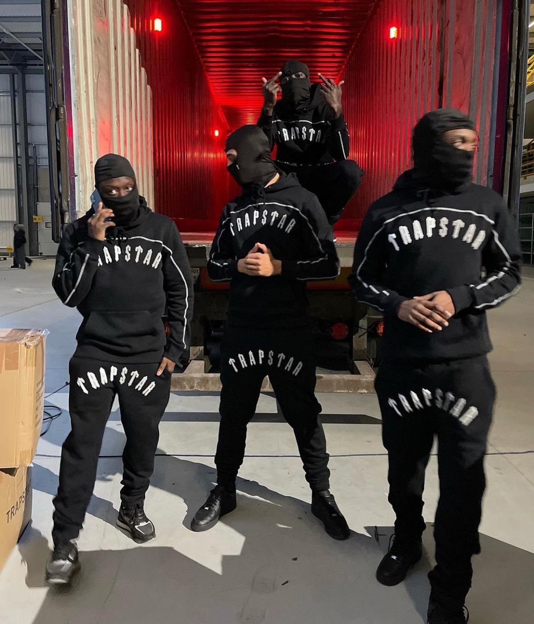 Trapstar Irongate Arch Tracksuit Black Monochrome Edition