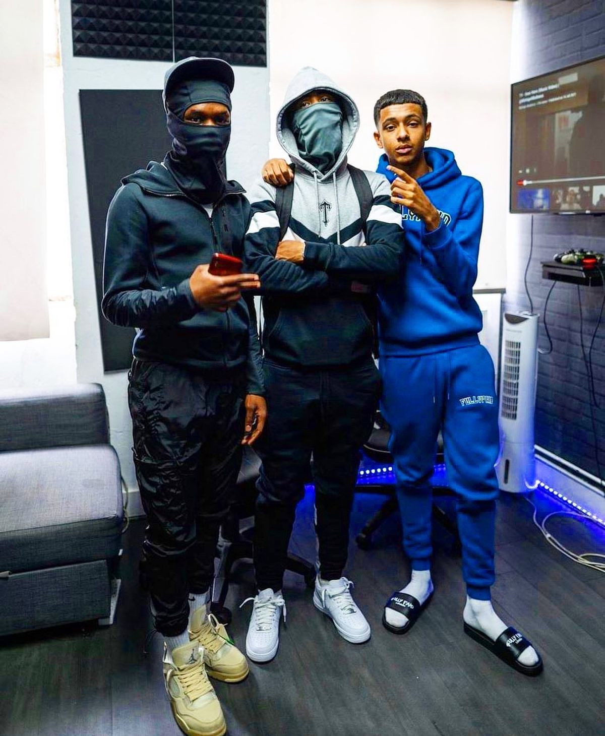 Trapstar V Stripe Tracksuit Black/White
