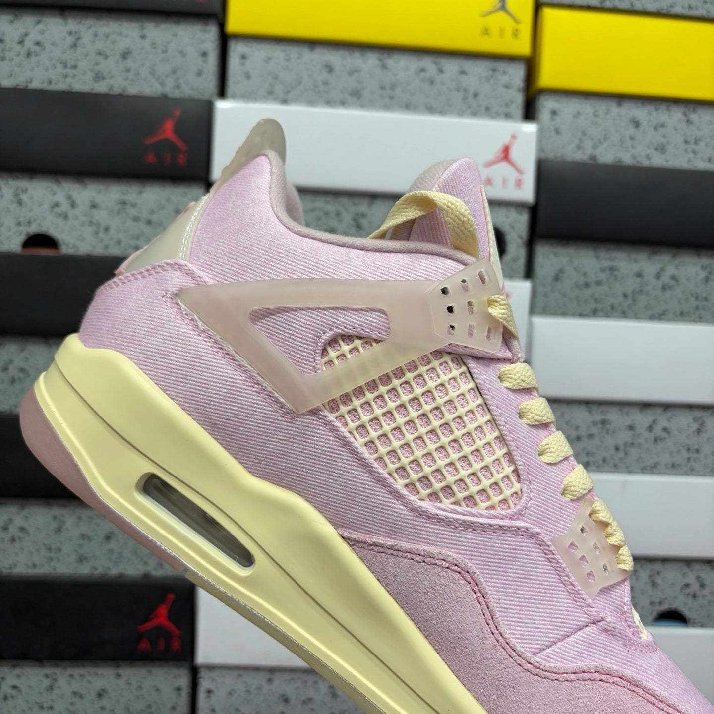 Jordan 4 Retro Iced Carmine EXCLUSIVITY 21DRIPZZ