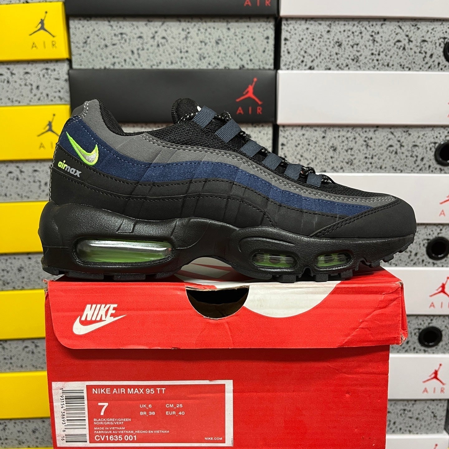 Nike Air Max 95 Retro Logo Black Grey Volt