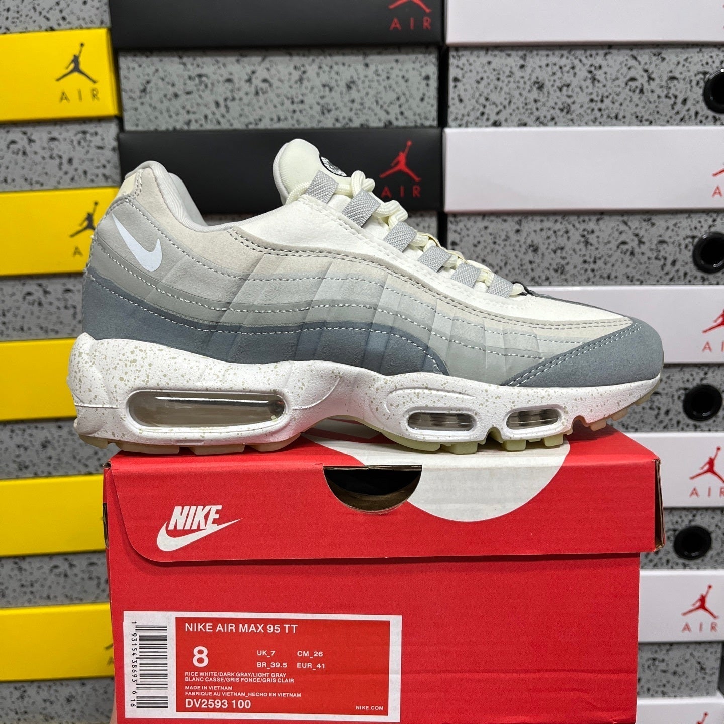 Nike Air Max 95 Essential Light Bone