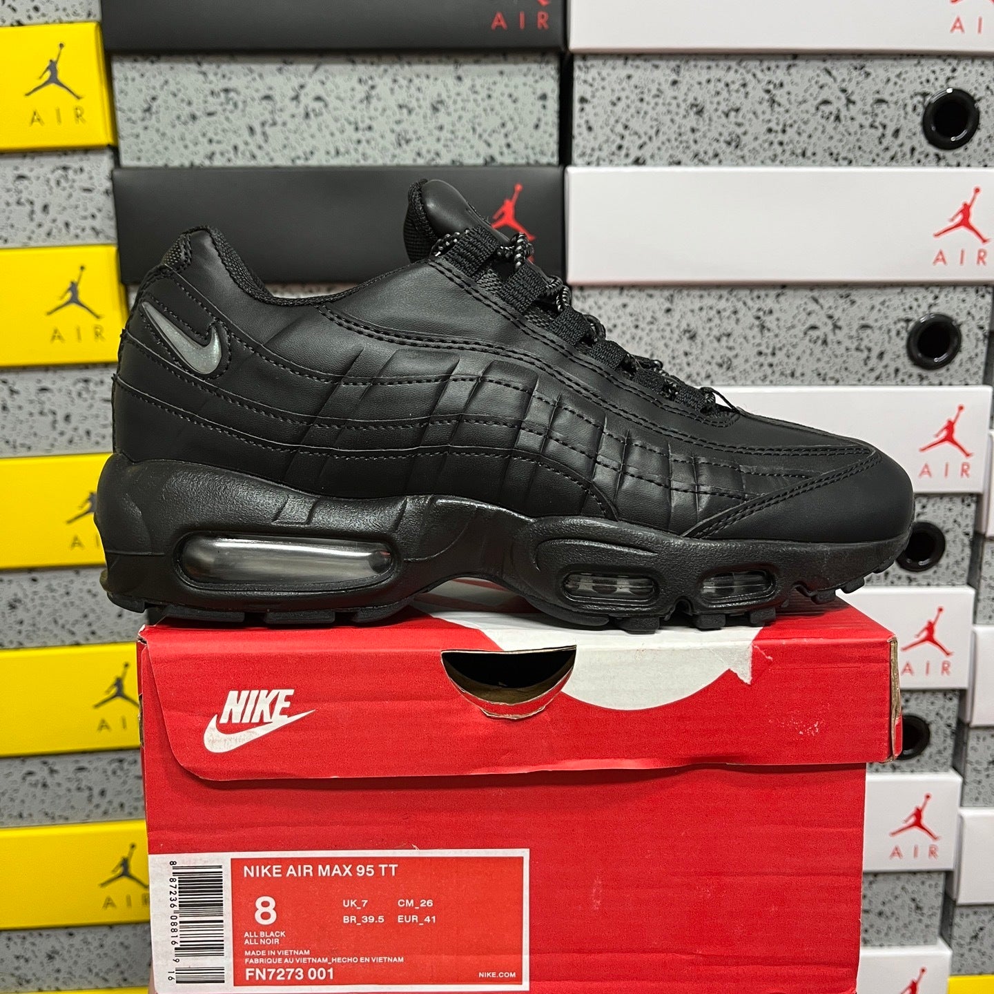 Nike Air Max 95 Essential Jewel Triple Black