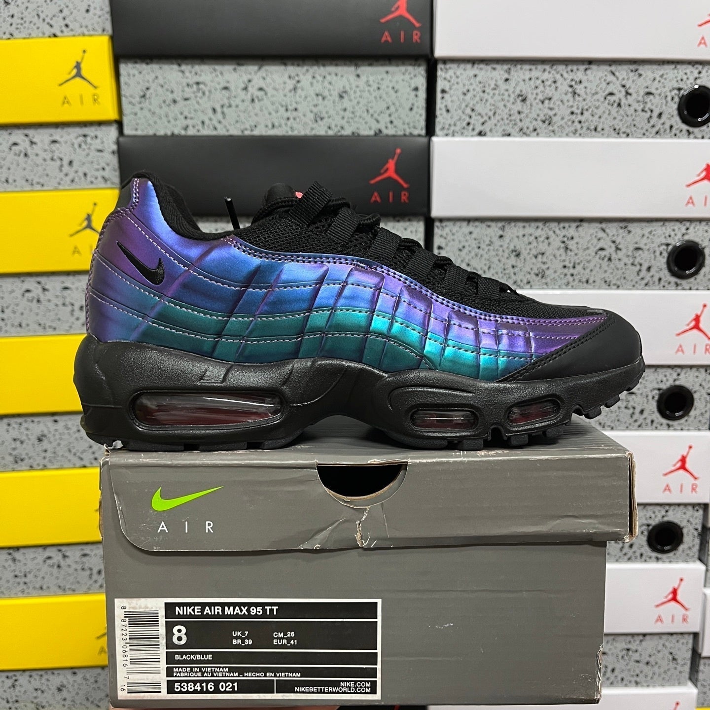 Nike Air Max 95 Throwback Future