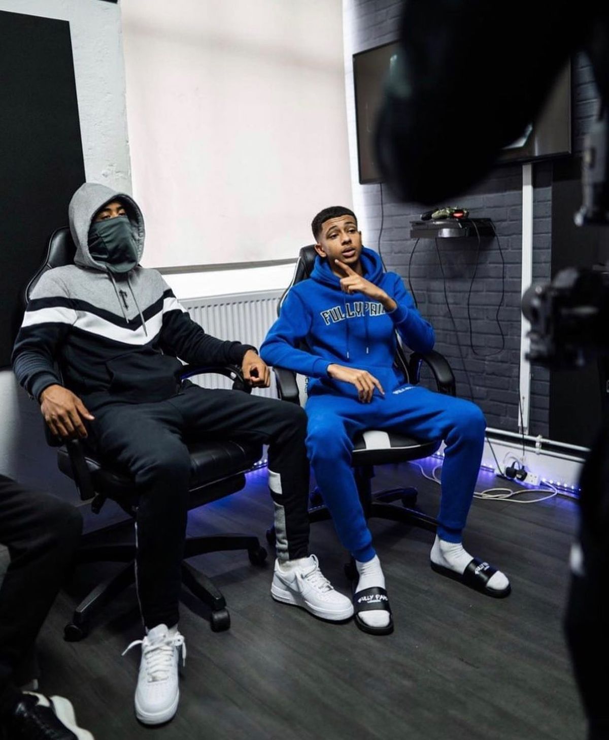 Trapstar V Stripe Tracksuit Black/White